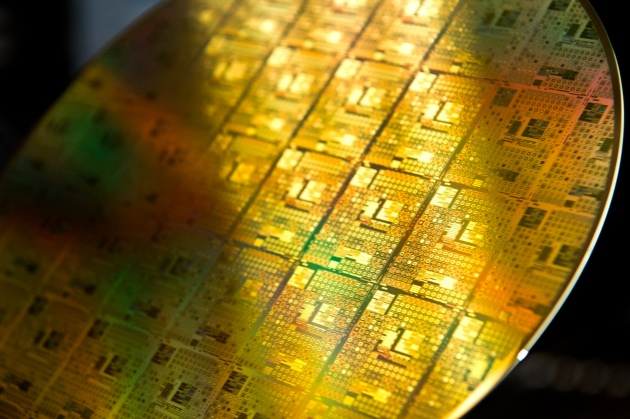 A fully-depleted silicon-on-insulator CMOS wafer.