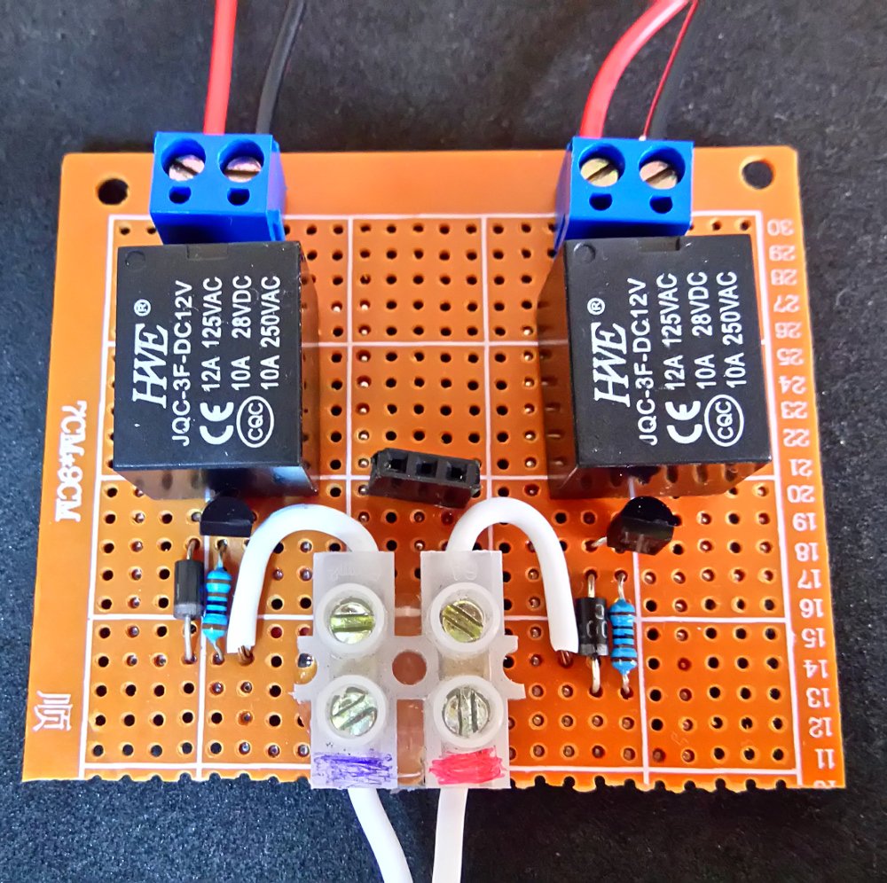 Relay BreakOut Board(Top View) Relay BreakOut Board(Top View)